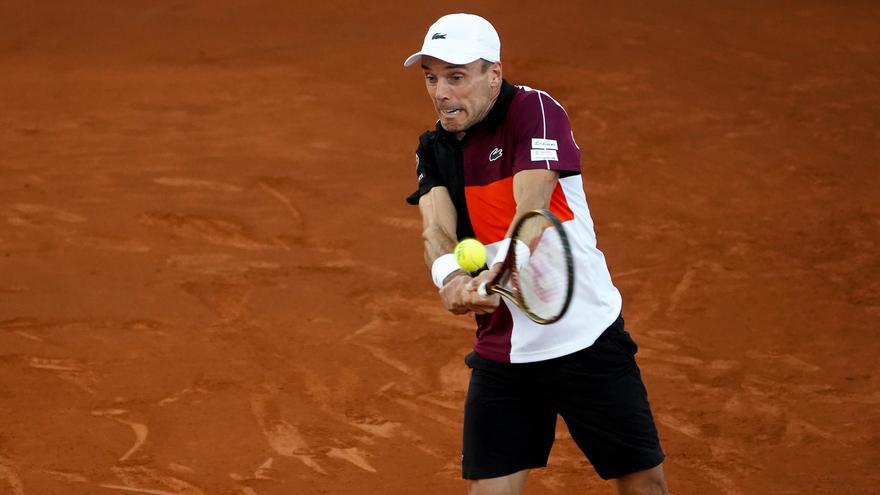 Bautista y Ramos-Viñolas se clasifican para semifinales del ATP Challenger de la Copa Faulcombridge