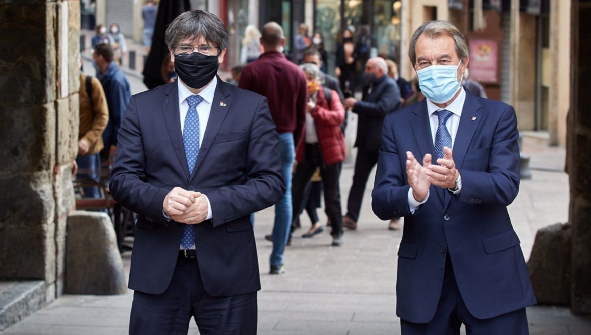 Carles Puigdemont y Artur Mas.