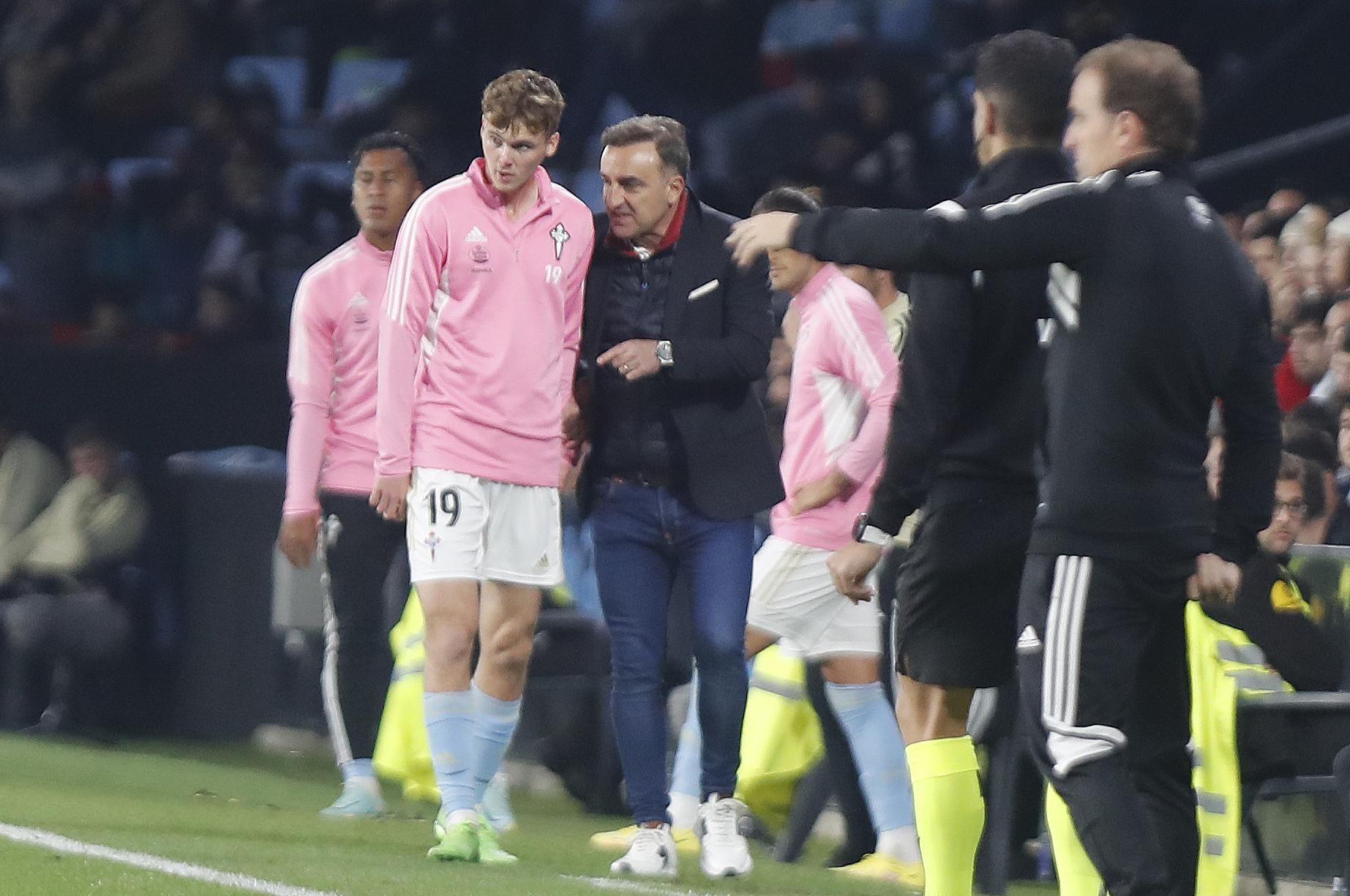 El Celta destituye a Carlos Carvalhal