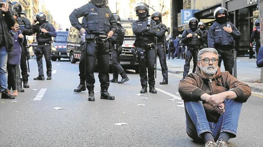 Torra tilda el juicio de «farsa» y de «acto de venganza»