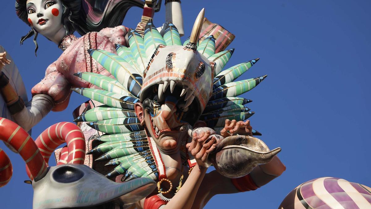 Un remate de la Falla del Pilar