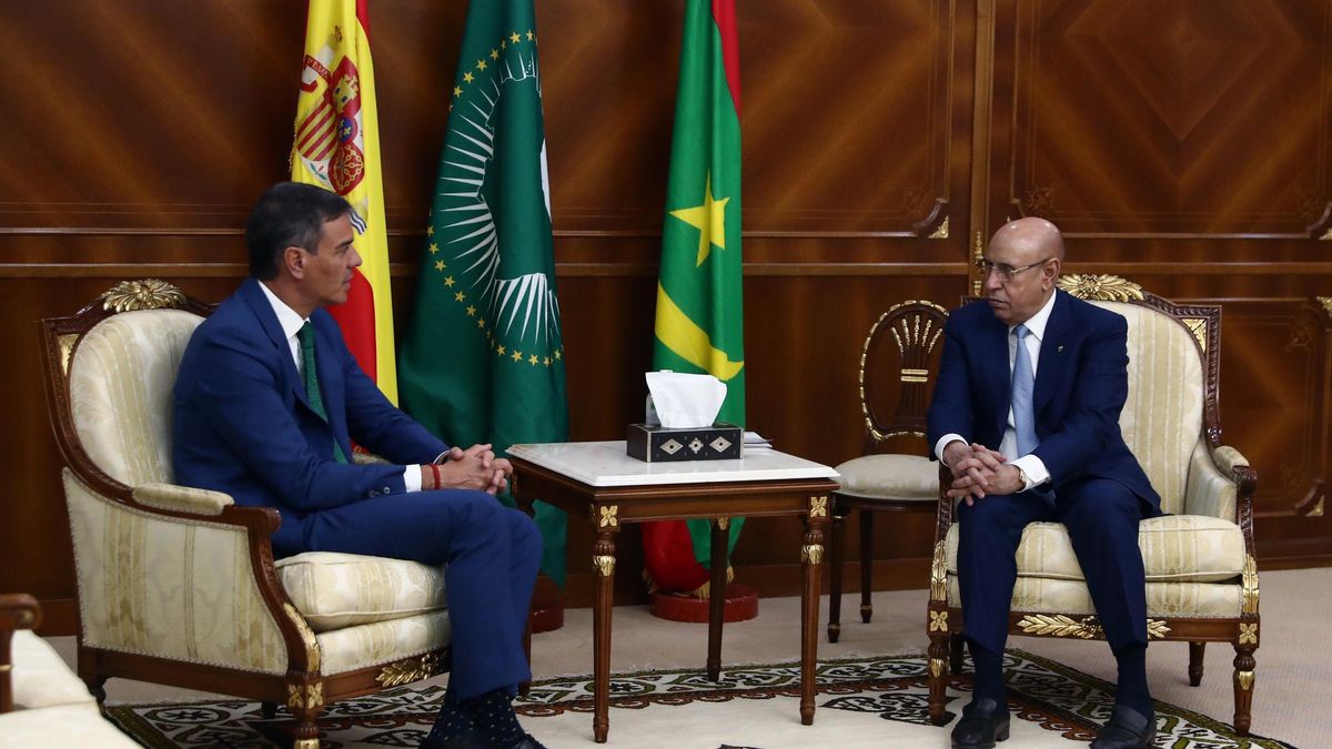 El presidente del Gobierno, Pedro Sánchez, se reúne con el presidente de Mauritania, Mohamed Uld Ghazuani, en Nuakchot