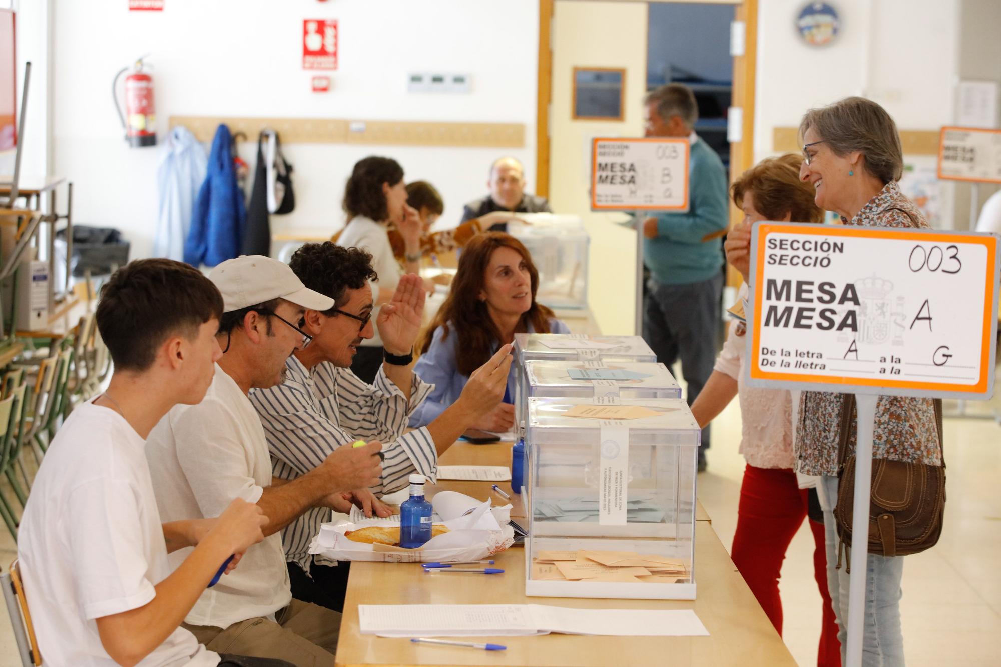 Todas las imágenes de la jornada de elecciones en Ibiza y Formentera