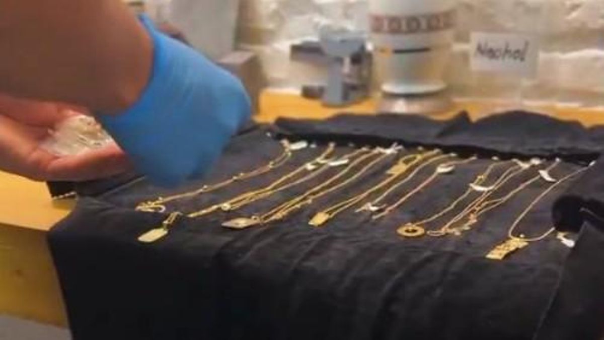 Incautadas 60 joyas y 4 kilos de oro valorados en 600.000 € en locales de compraventa en Barcelona
