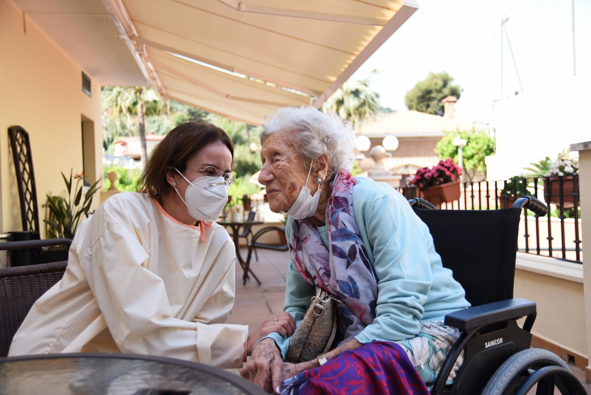 Lola Giménez Reyna celebra su 100º cumpleaños