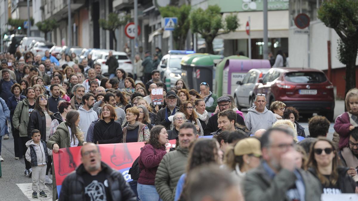Manifestación por la enseñanza pública en A Estrada en el mes de mayo.
