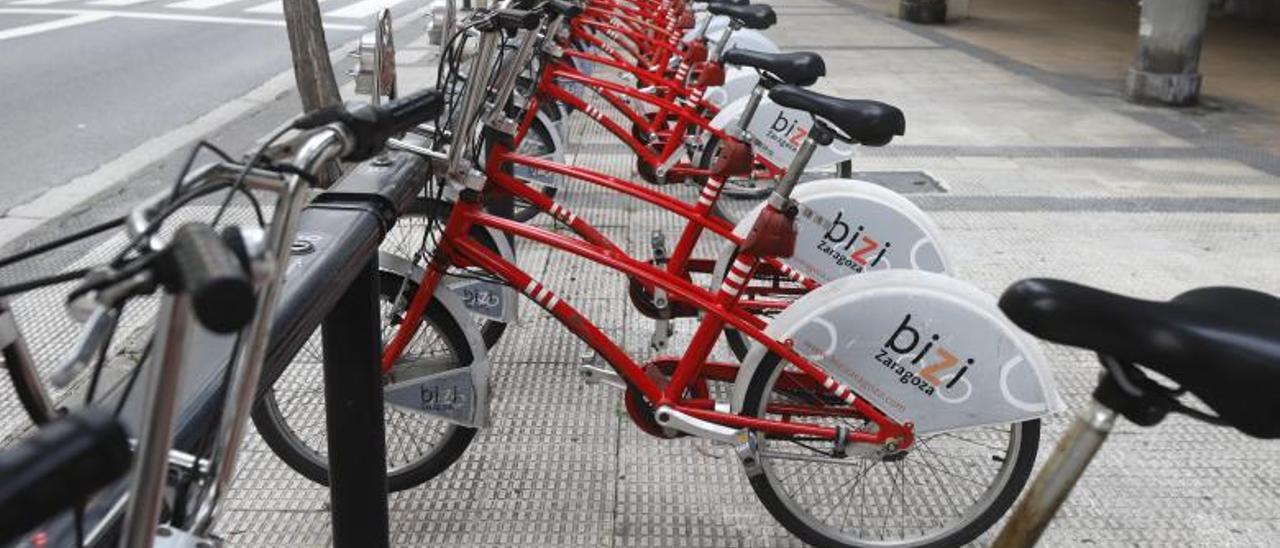 Bicis en Zaragoza: PP y Cs creen que el modelo del Bizi está «agotado» y ya  no tiene demanda en Zaragoza