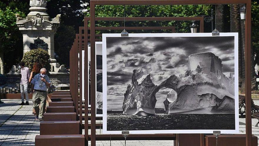 Algunas de las fotografías en los jardines de Méndez Núñez.