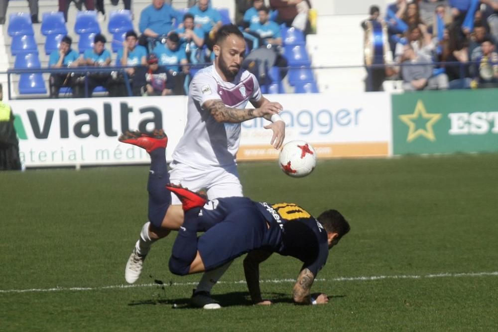 Partido entre el Ucam y el Jumilla