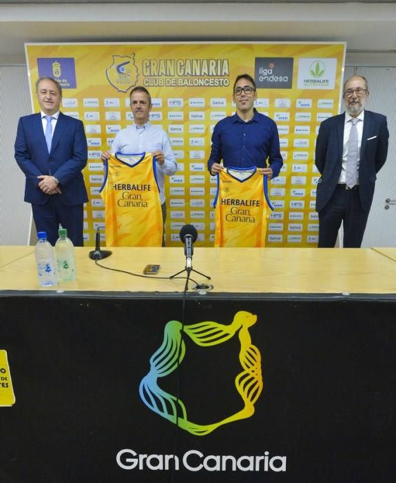 09-07-2020 LAS PALMAS DE GRAN CANARIA. Presentación oficial de Willy Villar y Porfi Fisac, nuevos director deportivo y entrenador del Herbalife Gran Canaria. Fotógrafo: ANDRES CRUZ  | 09/07/2020 | Fotógrafo: Andrés Cruz