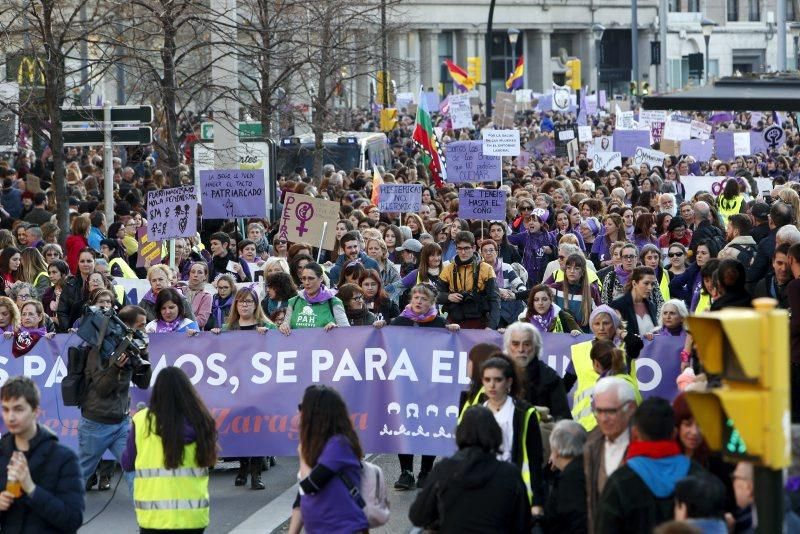 Fotogalería del 8-M en Zaragoza