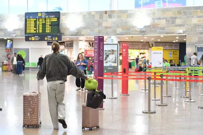 De Bruselas a Nueva York y Buenos Aires: los vuelos con escala más demandados desde el aeropuerto de A Coruña