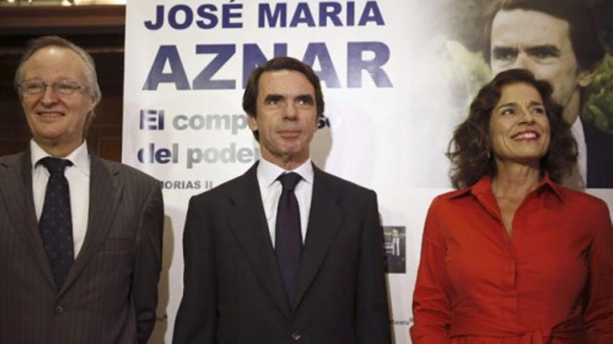 El Gobierno da la espalda al expresidente Aznar