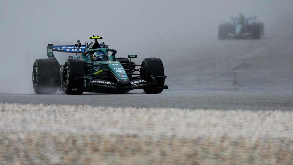 Alonso se creció en las peores condiciones de carrera en Sepang
