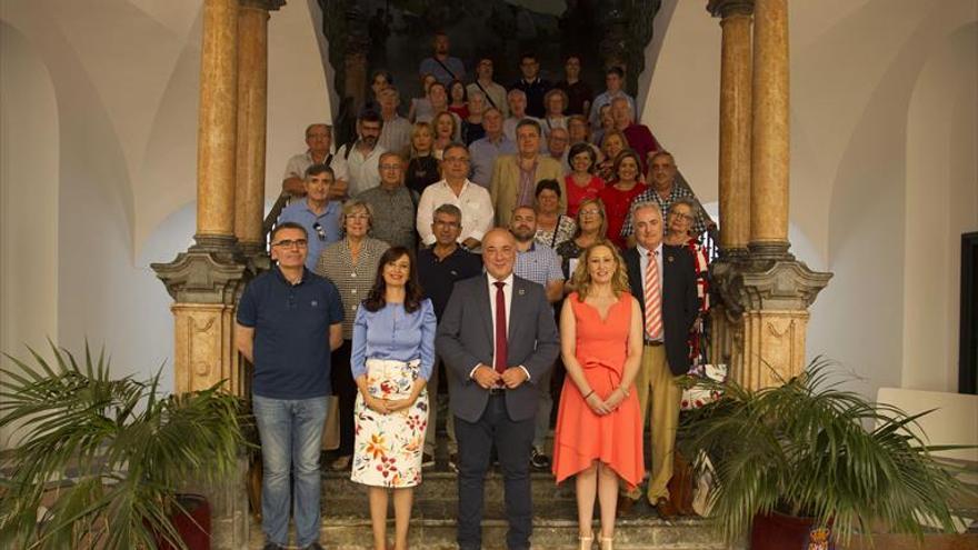 La Diputación firma 27 convenios para apoyar a colectivos sociales