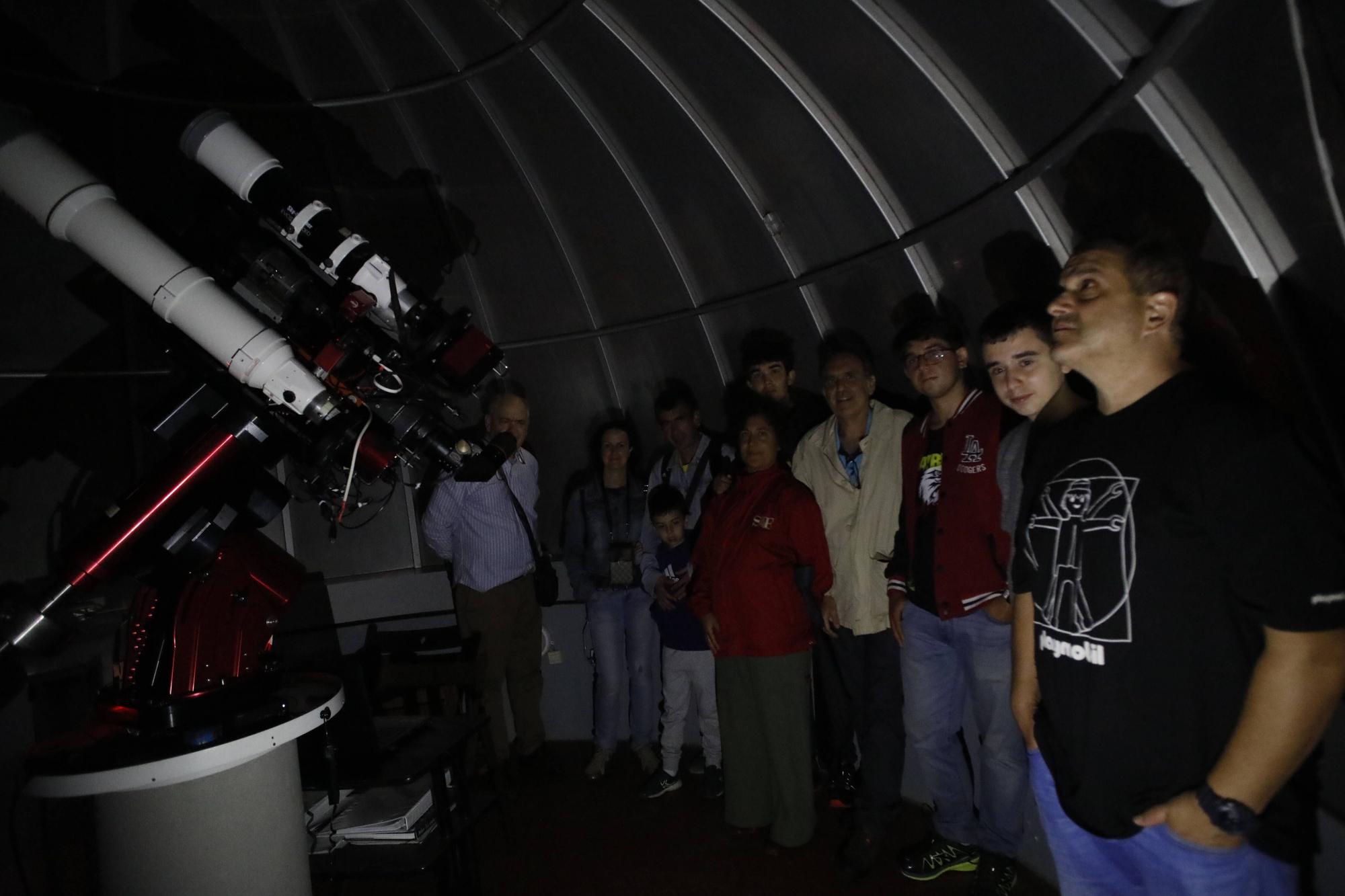 Gijón Mira A Las Estrellas Desde El Observatorio Del Monte Deva (en ...