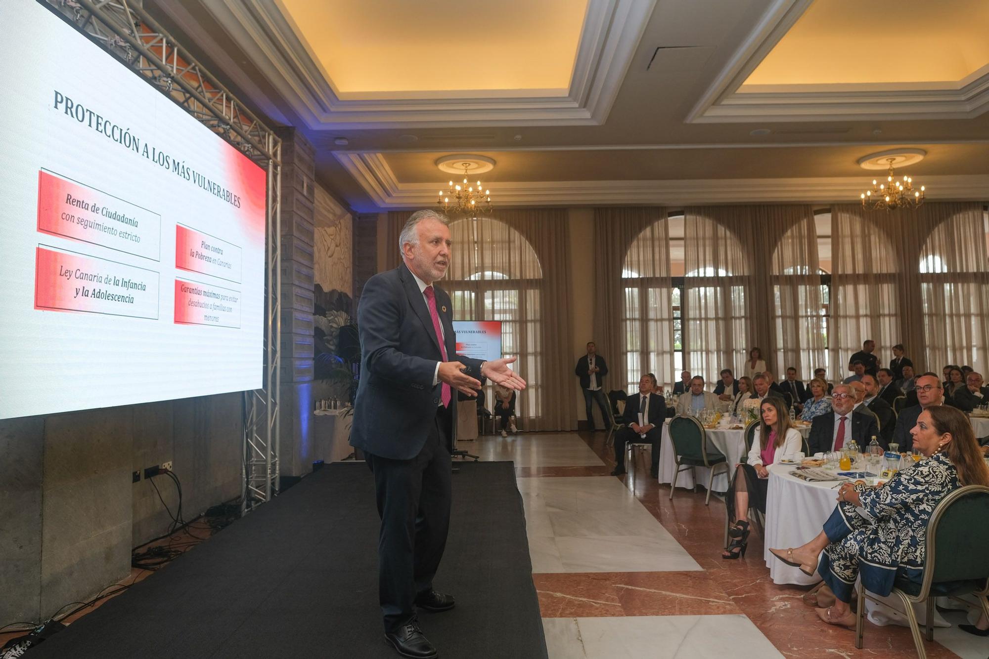 Foro Prensa Ibérica con Ángel Víctor Torres