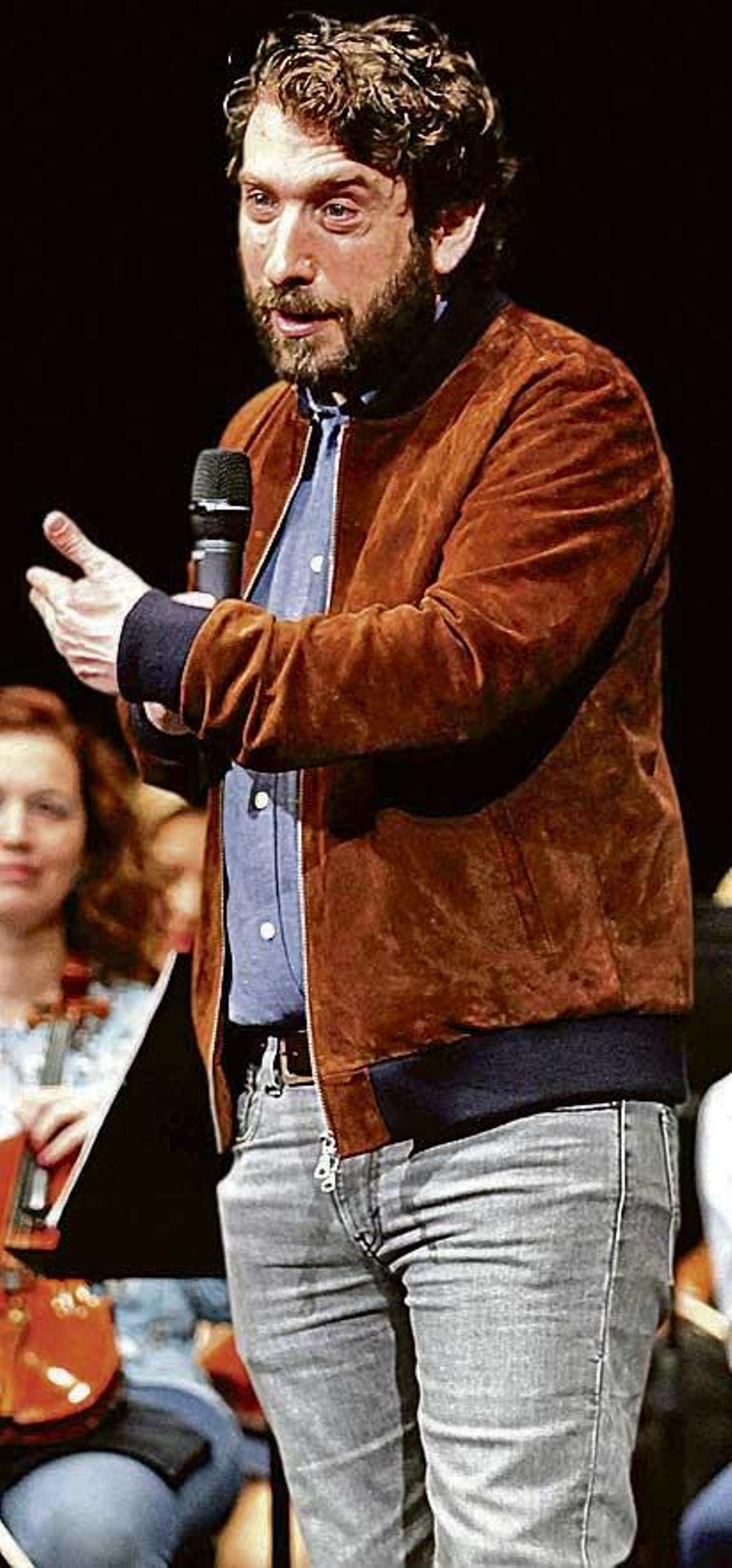 " 'Mediterráneo' es una apabullante colección de melodías y letras que van directas al corazón"