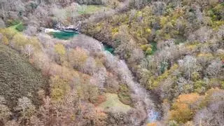 Clamor ecologista contra la ampliación de concesión de agua del Dobra: "Supone estrujar su poco caudal y facilitar el consumo desmesurado que genera la masificación turística"