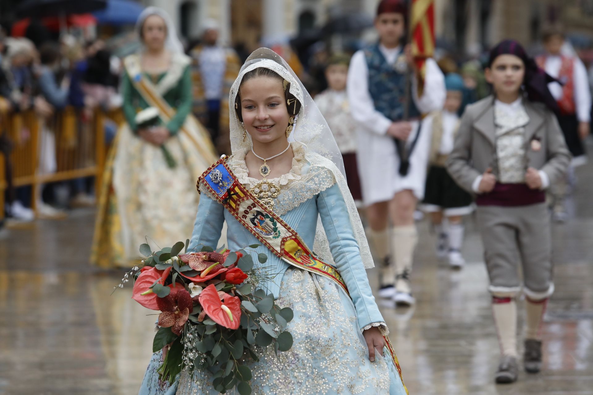 Búscate en el primer día de ofrenda por la calle de Quart (entre las 17:00 a las 18:00 horas)