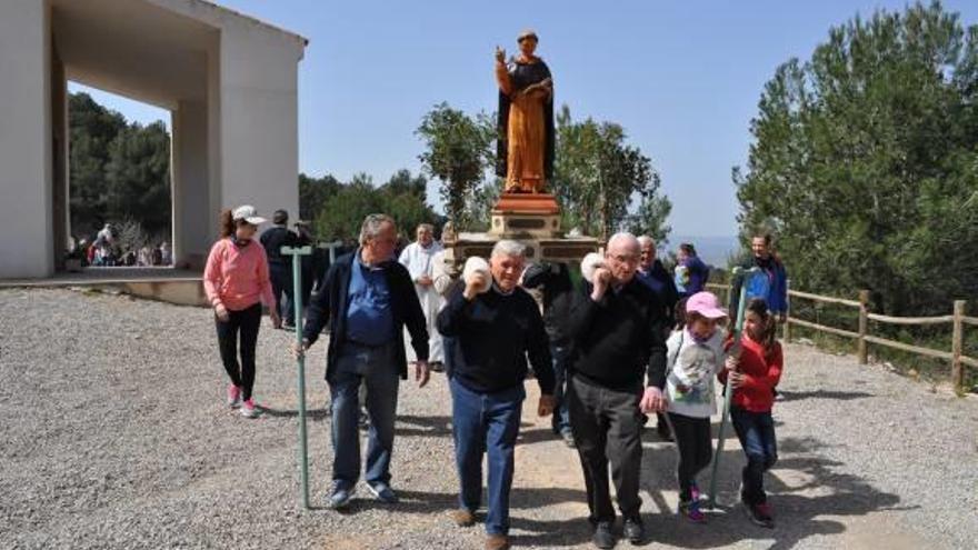 Moró rinde homenaje a Sant Vicent