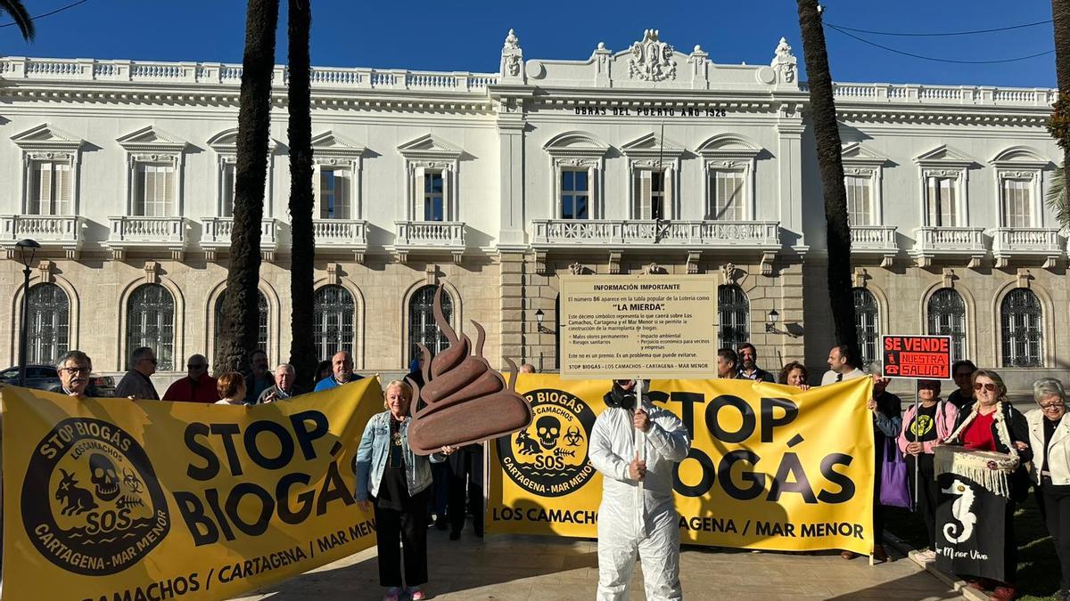 Protesta frente a la Autoridad Portuaria este miércoles