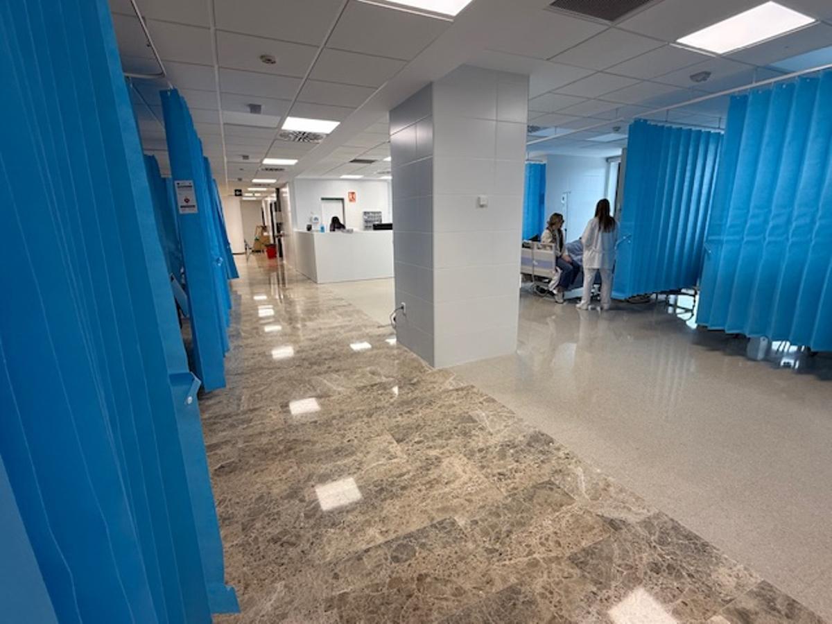 Nuevo espacio que se ha habilitado para pacientes en espera de cama en hospitalización.