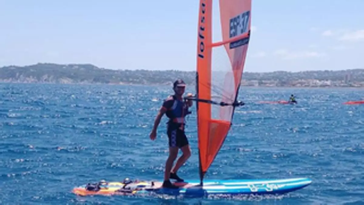 Héctor Pérez del Álamo sigue líder tras la segunda jornada del Campeonato de España de Raceboard
