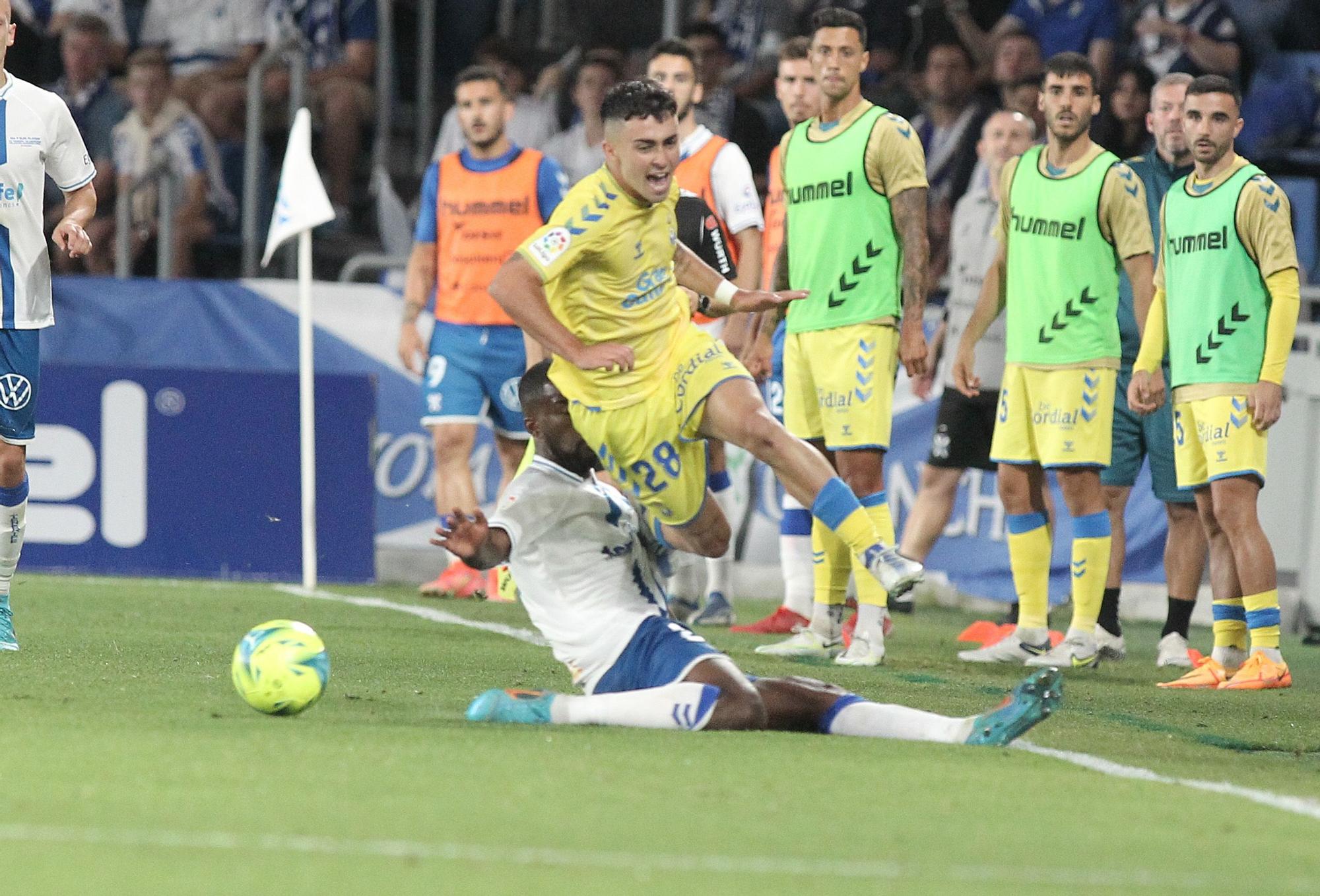 Derbi en la Promoción de ascenso a Primera: CD Tenerife - UD Las Palmas