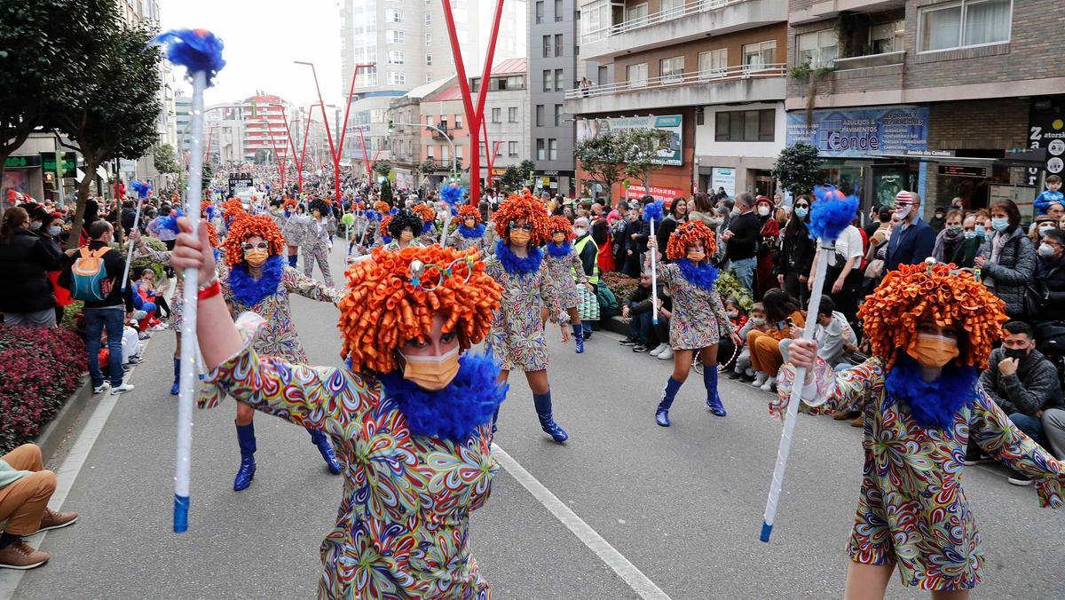 Entroido en Vigo: el desfile de la alegría tras dos años de COVID