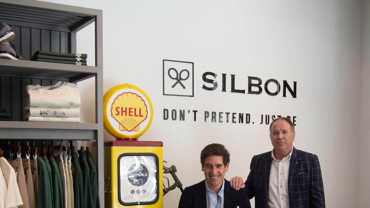 Pablo López, CEO de Silbon, con Manuel Jesús Adame.