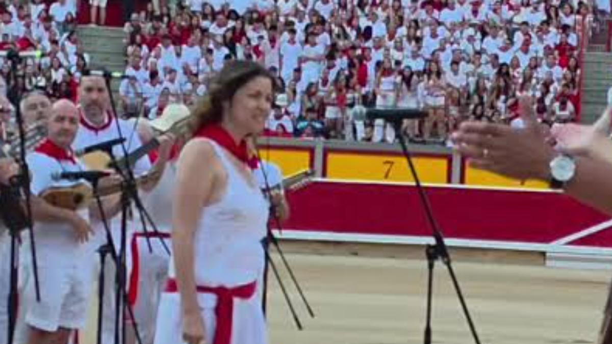 Actuación de Cristina Ramos en San Fermín