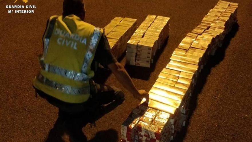 La Guardia Civil incauta un cargamento de 2.750 cajetillas de tabaco de contrabando