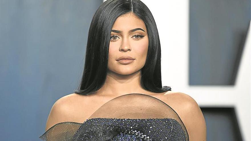 Kylie ya no tiene mil millones