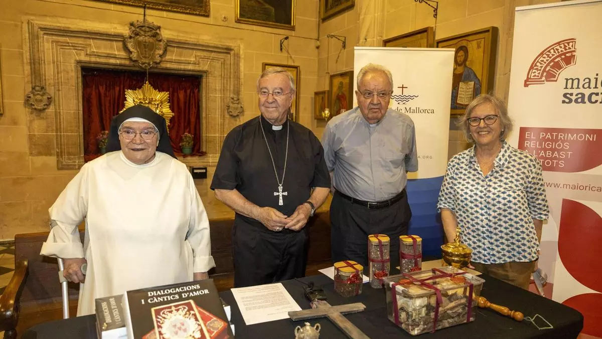 La primera escritora mallorquina en catalán recupera su lugar en la historia: "La obra de sor Anna Maria es única por su resistencia a la desaparición"