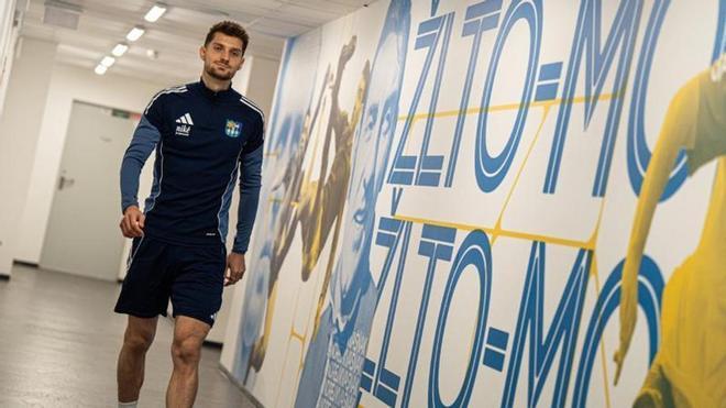 Kosa tampoco cuenta para el Real Zaragoza en Primera RFEF y apunta a volver a salir cedido al Kosice