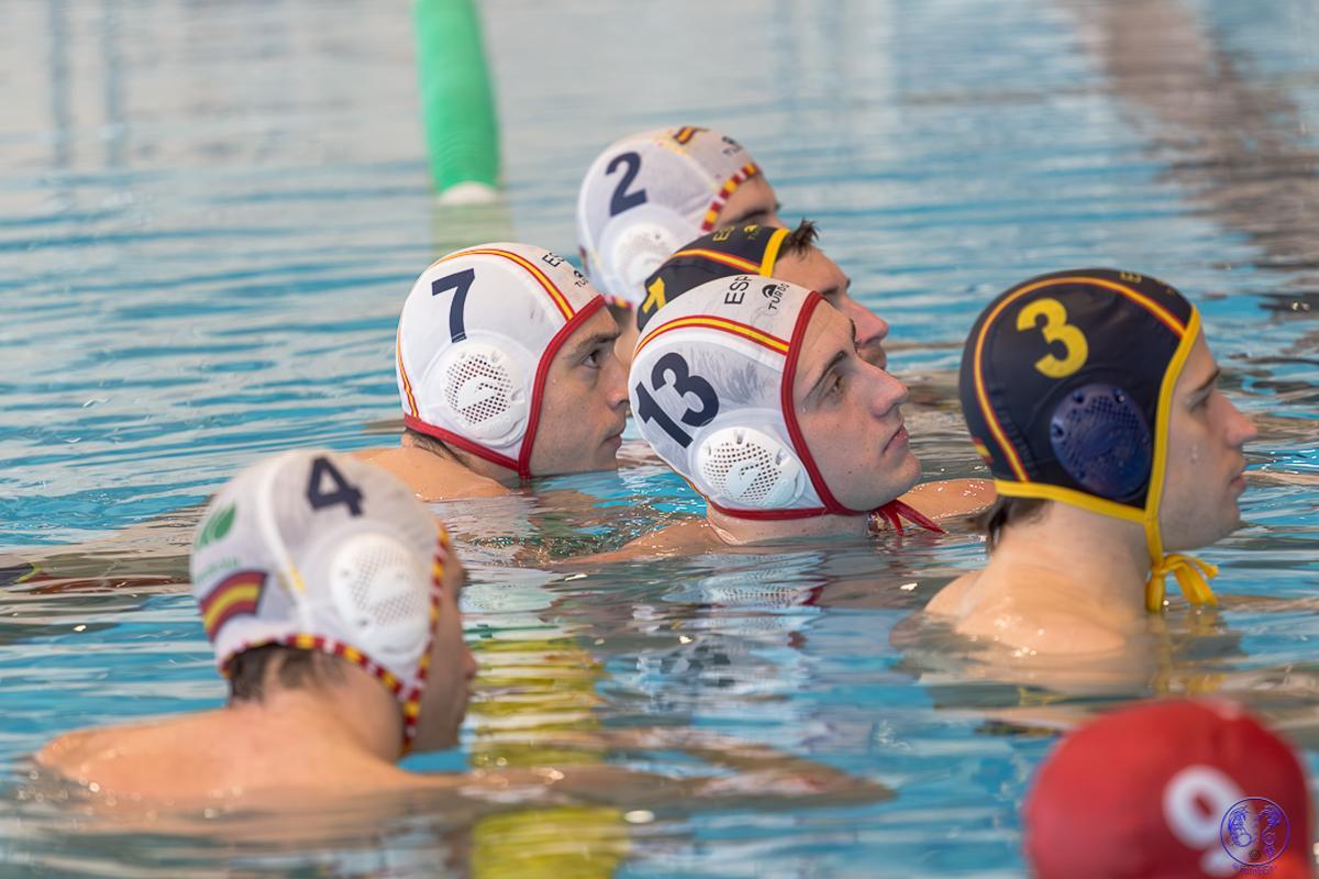 Entrenamiento de la selección española de waterpolo en Mallorca