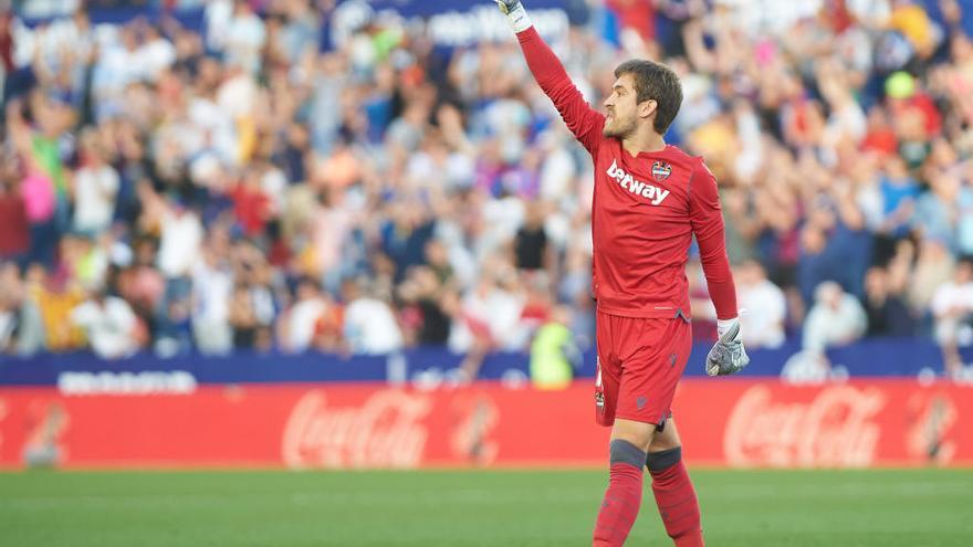 Aitor celebra un gol del Levante UD ante el Barcelona, el pasado sábado.