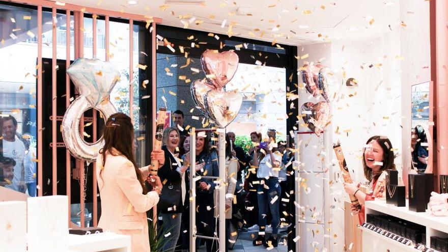 Inauguración de la tienda de Singlaru en Plaza Mayor.