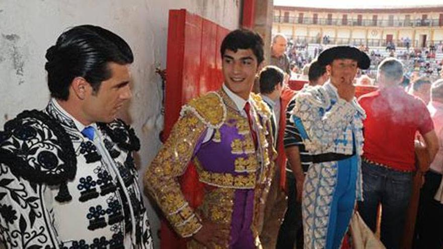 Emilio de Justo y Jairo Miguel, mano a mano con toros de Victorino Martín en el Casar de Cáceres