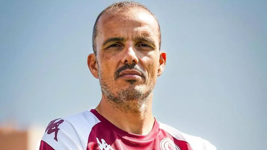 Beto Company valora en Mutxamel el primer partido de pretemporada del Hércules