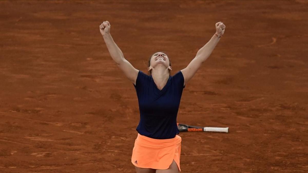 Halep celebra el último punto que le dio el segundo Madrid Mastres consecutivo