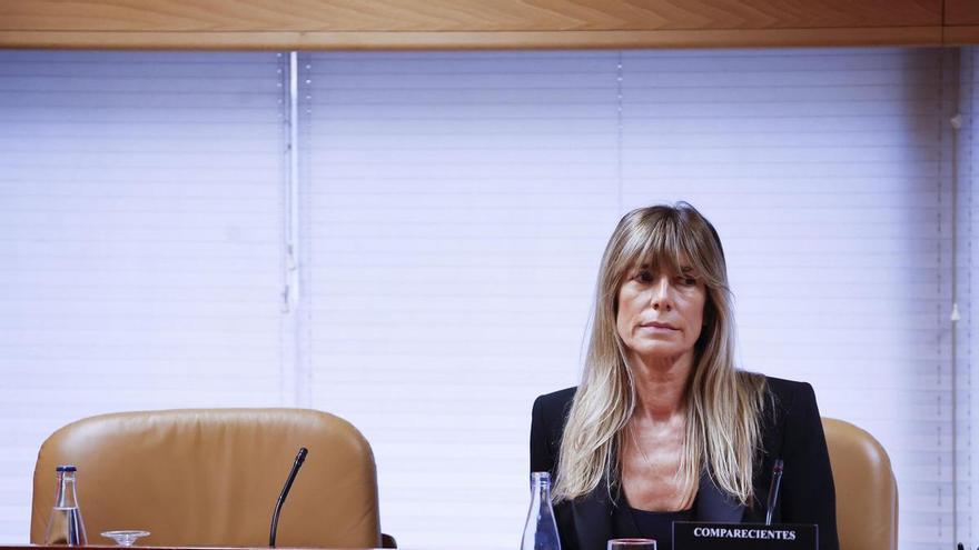 El juez Peinado cita a Begoña Gómez el 9 de junio a una audiencia preliminar para adoptar medidas que minimicen un riesgo de fuga