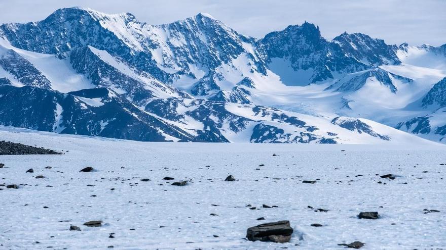 La crisis climática amenaza la búsqueda de vida extraterrestre: &quot;Miles de meteoritos se pierden por el deshielo&quot;