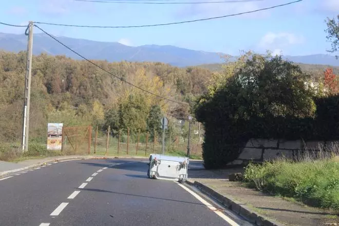 GALERÍA | El Tera, en alerta roja en Puebla de Sanabria