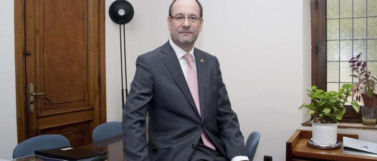 Santiago Álvarez, profesor de Hacienda Pública, de la Universidad de Oviedo.