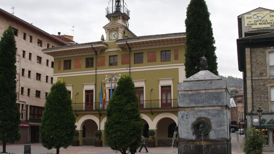 El Pleno respalda que Aquilino Moral tenga una plaza en Langreo