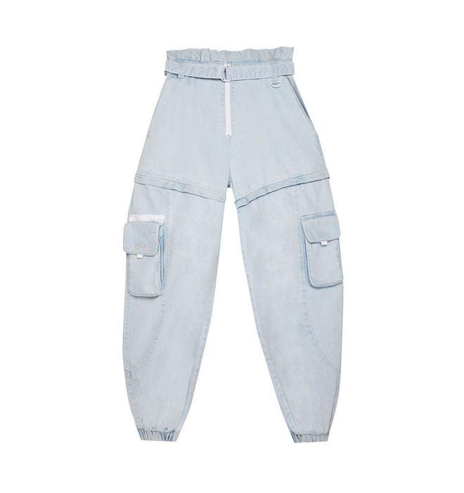 Jeans jogger desmontable de Bershka. (Precio: 45,99 euros)