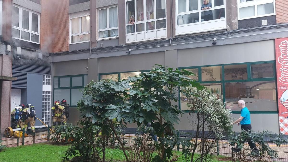 Incendio en una sidrería de Gijón