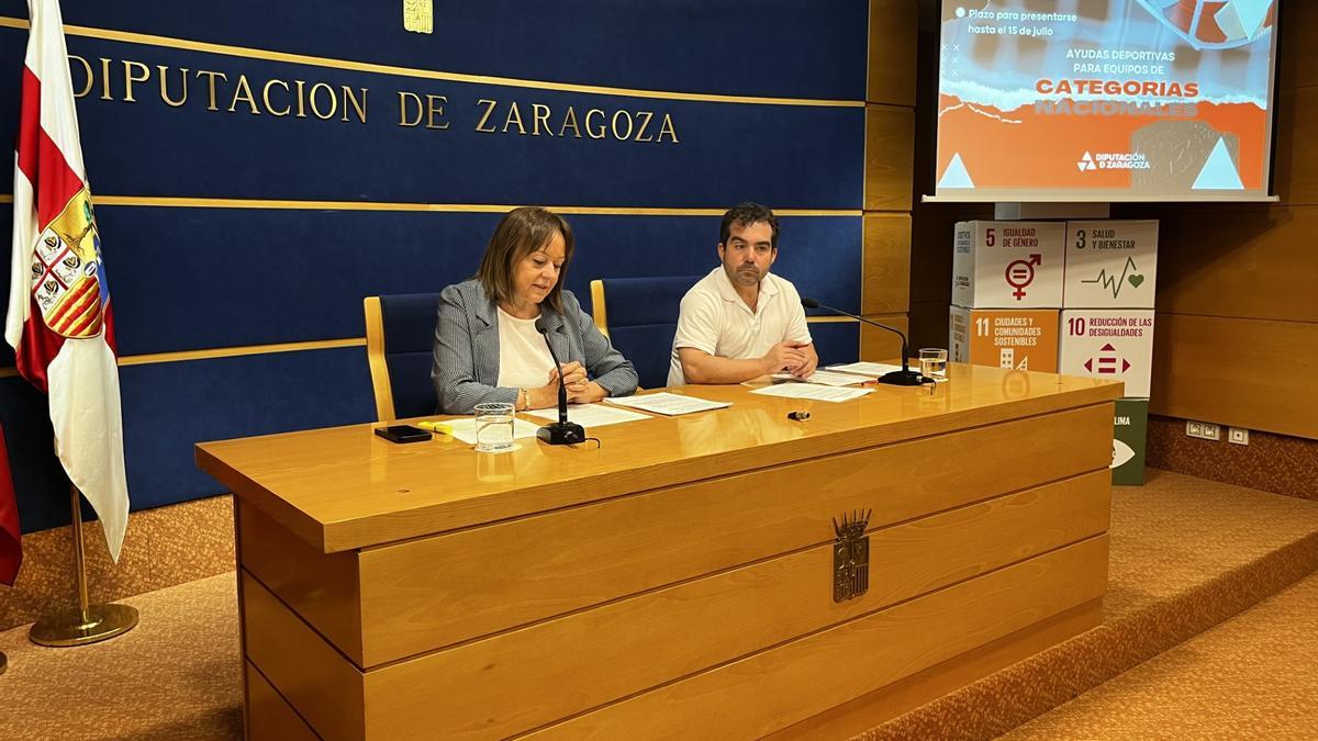La diputada delegada de Deportes de la Diputación de Zaragoza, Charo Lázaro, en la presentación de las ayudas este lunes.